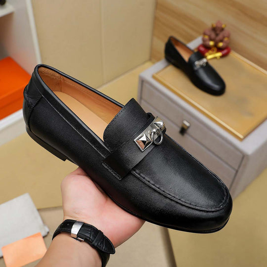 Damen Mokassin mit stilvollem Zierdetail und hochwertiger Wildleder-Oberfläche EB