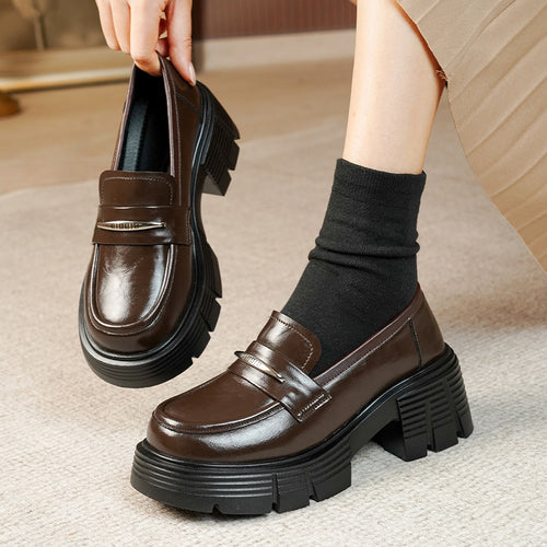 Damen Modische Loafers mit klobigem Absatz und glänzenden Applikationen EB