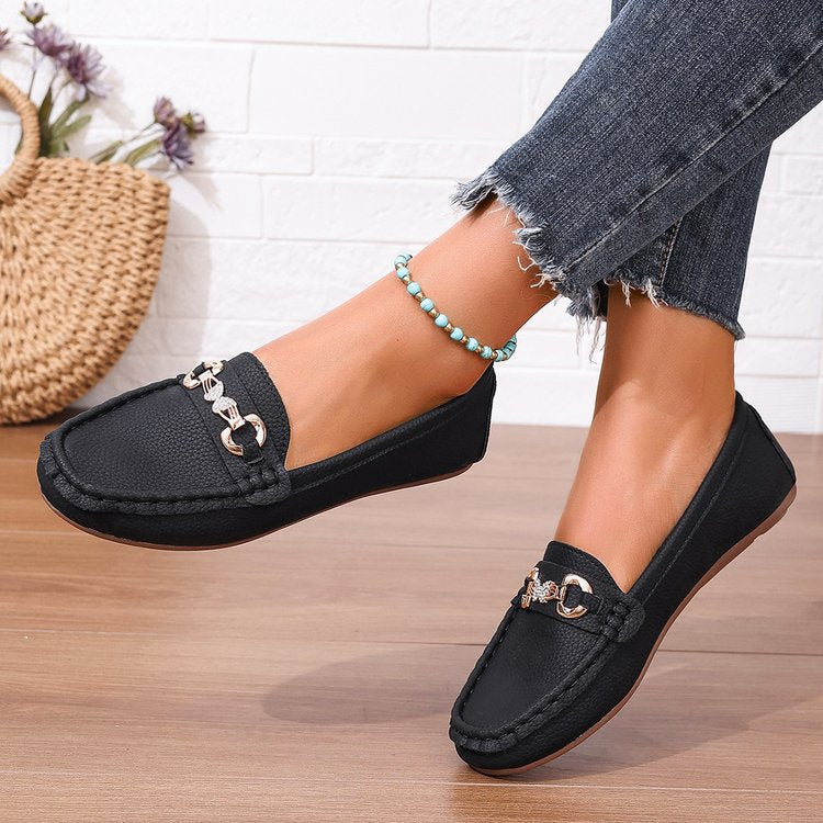 Damen elegante Mokassin-Slipper mit Zierkettchen und gepolstertem Komfortfußbett EB