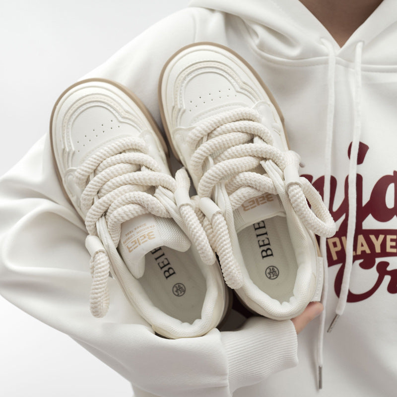 Damen Sneakers mit robustem, atmungsaktivem Obermaterial und rutschfester Sohle EB