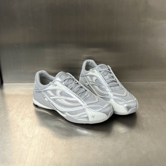 Damen Sportliche Laufschuhe mit atmungsaktiver Mesh-Oberfläche und innovativer Dämpfung EB