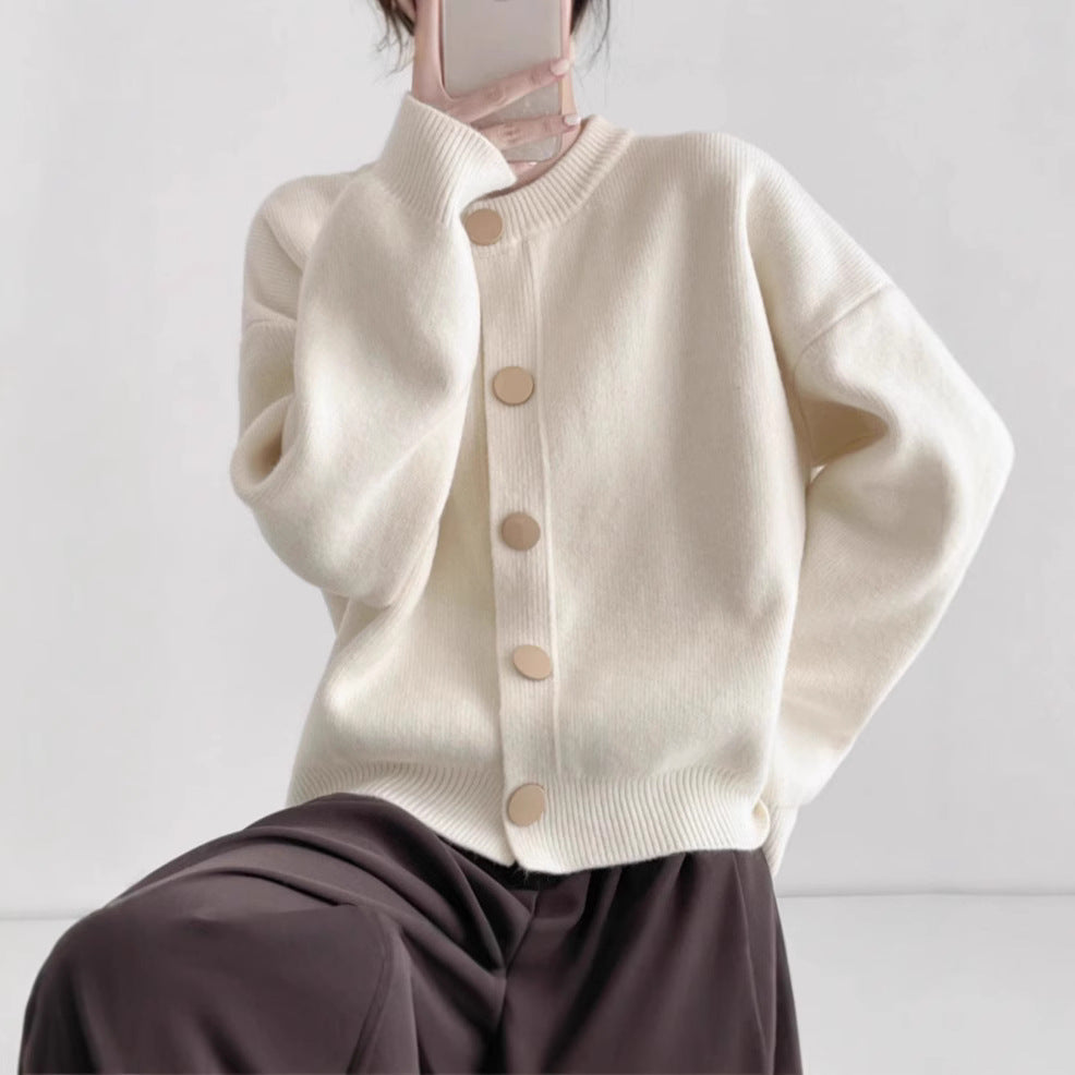 Damen Strickjacke mit komfortablem Schnitt und eleganten Knopfdetails EB