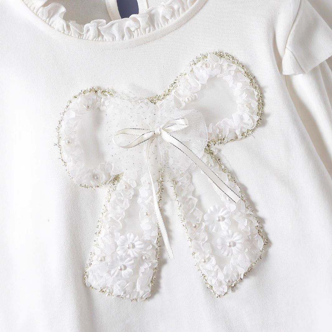 Damen Langarmshirt mit verspieltem Rüschendesign und dekorativem Blumenmotiv EB