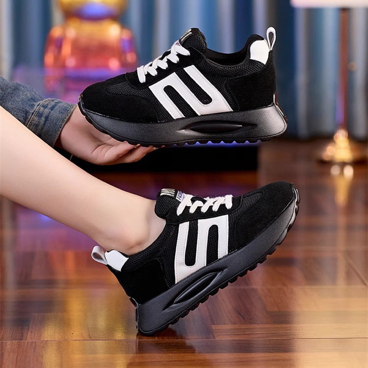 Damen Sportliche Sneakers mit hohem Tragekomfort und atmungsaktivem Obermaterial EB