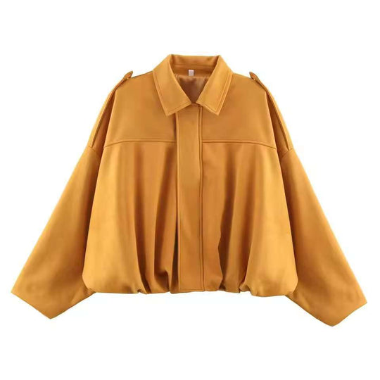 Damen Kurzjacke im Oversize‑Schnitt mit Ballon Saum und Schulterklappen EB