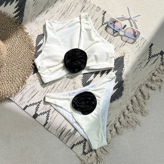 Damen Hochgeschnittener Bikini mit elegantem Blütenmotiv EB