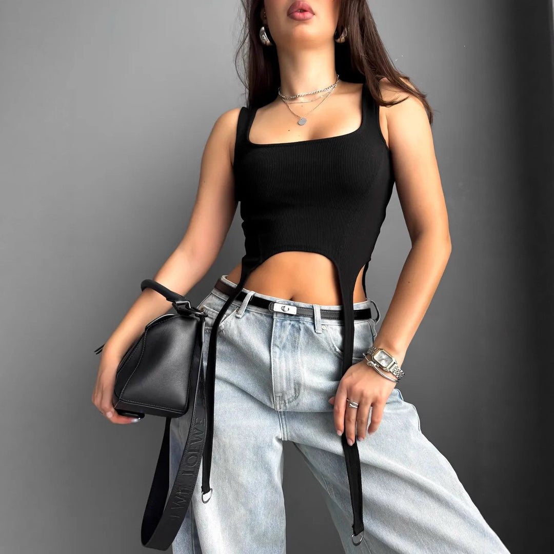 Damen Crop-Top mit innovativem Schnitt und einzigartigen Binde-Details EB