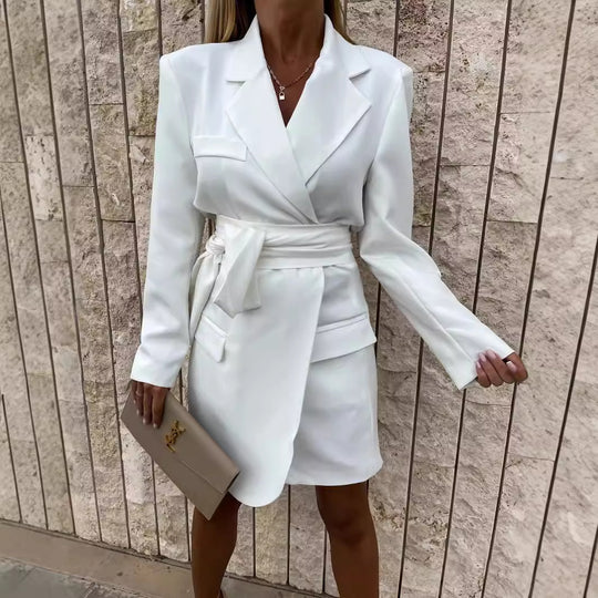 Damen elegantes Mikrokleid mit Gürtel und Taschen EB