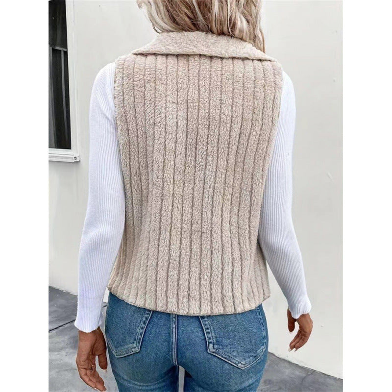 Damen Kuschelige Weste mit asymmetrischem Schnitt und hohem Kragen EB