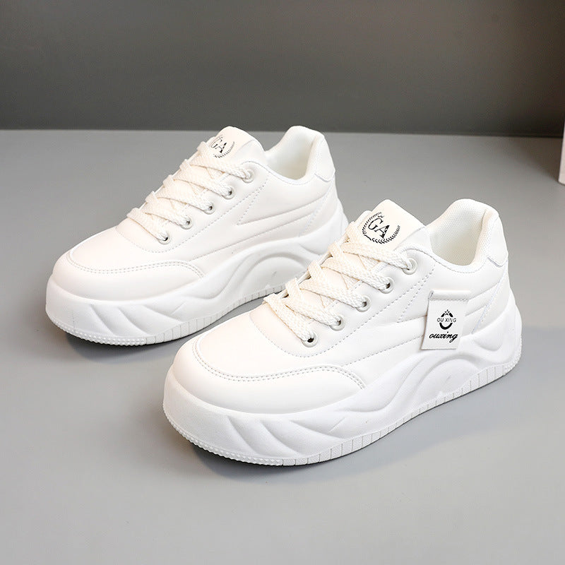 Damen Sportliche Chunky Sneakers mit dämpfendem Profil und robustem Obermaterial EB