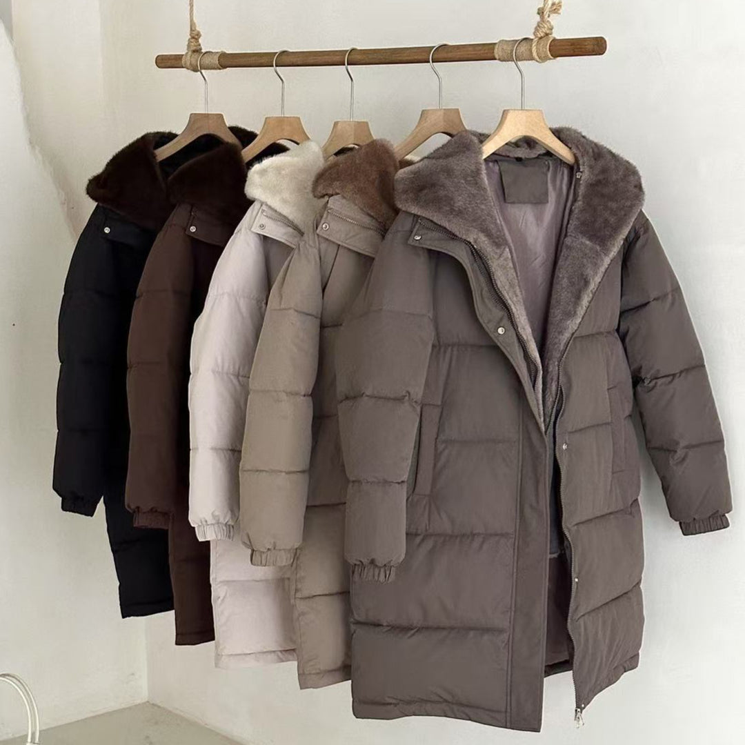 Damen Eleganter gefütterter Winterparka mit Plüschkragen und praktischen Taschen EB