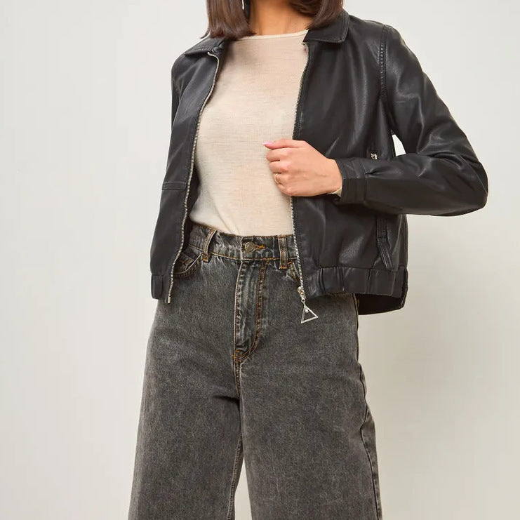 Damen modische Bomberjacke aus veganem EB