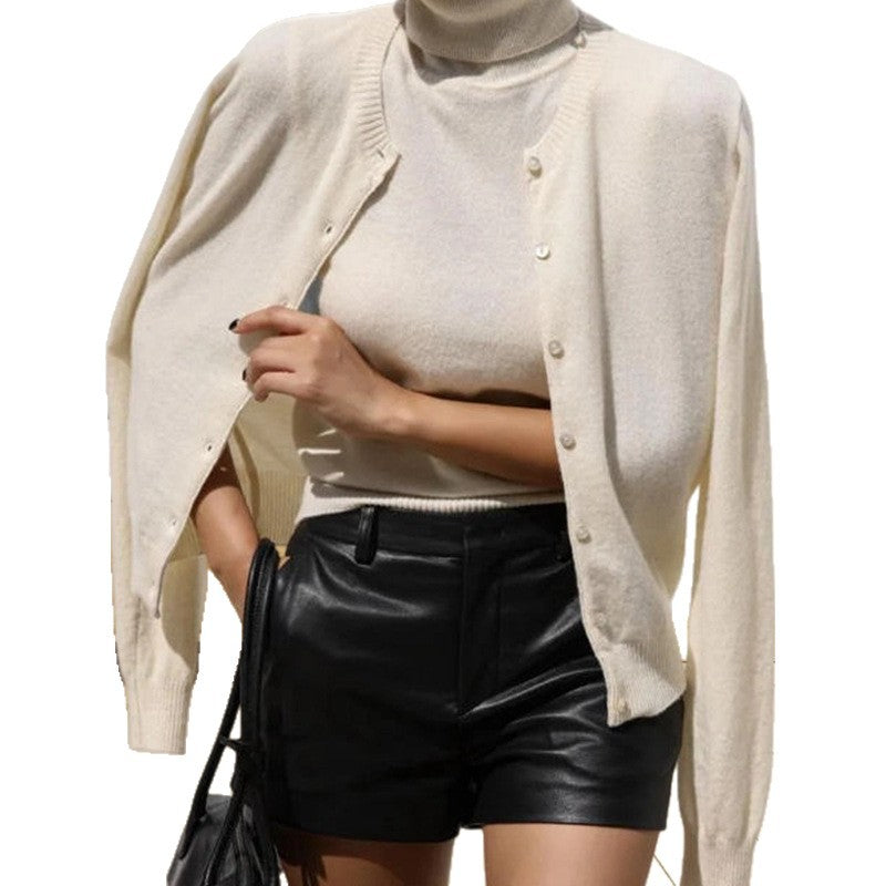 Damen Strickoberteil mit eleganter Knopfleiste und modernen Details EB