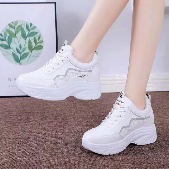 Damen Sportliche Sneakers mit modischem Plateau und atmungsaktivem Obermaterial EB