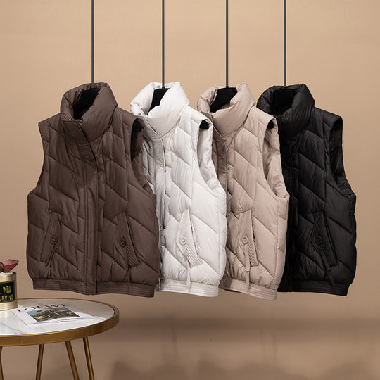 Damen Modische und funktionale Steppjacke mit hohem Kragen und Taschen EB