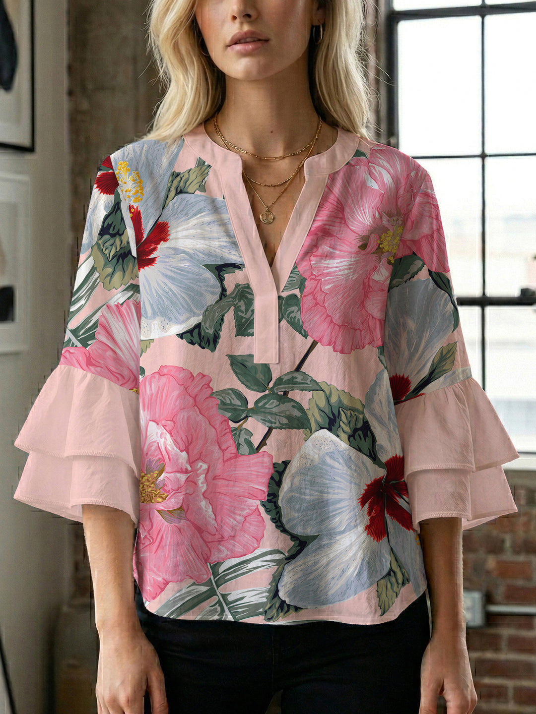 Damen Bluse mit voluminösen Rüschenärmeln und floralem Muster EB
