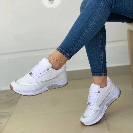 Damen Sportliche und elegante Sneakers EB