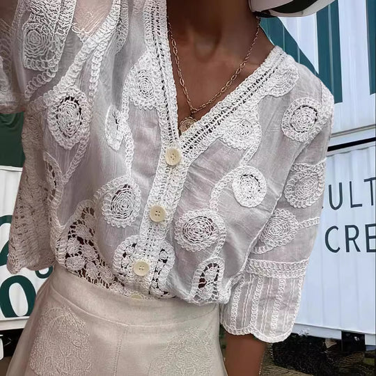 Damen Luftige Bluse mit kunstvollen Häkelmustern EB