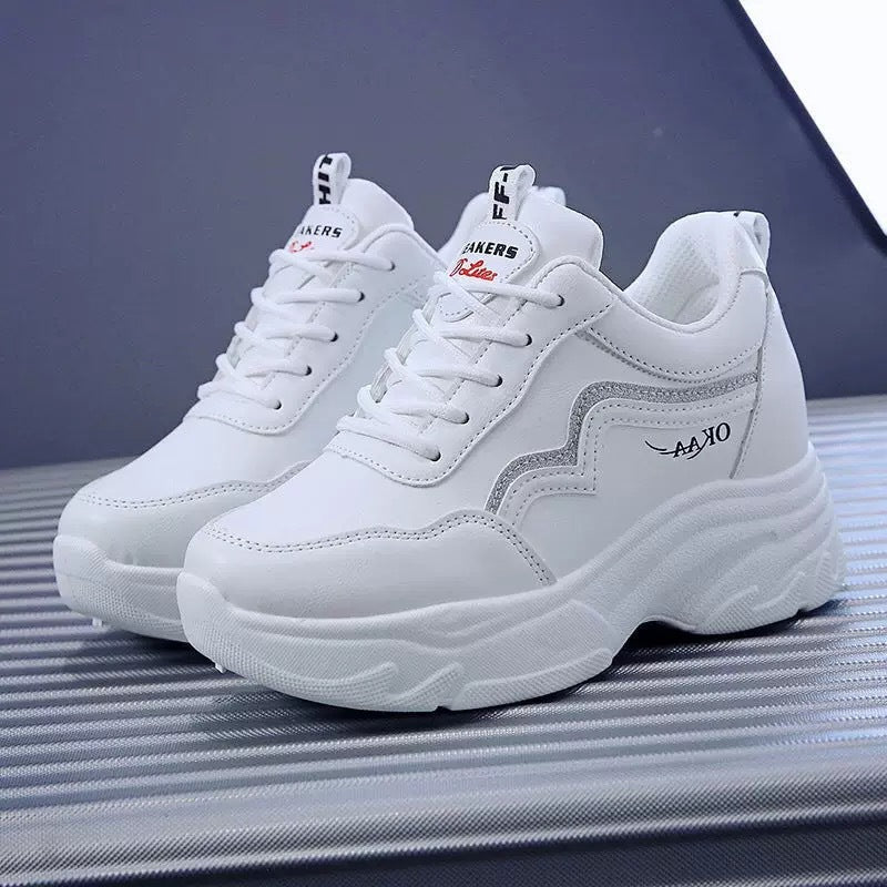 Damen Sportliche Sneakers mit modischem Plateau und atmungsaktivem Obermaterial EB