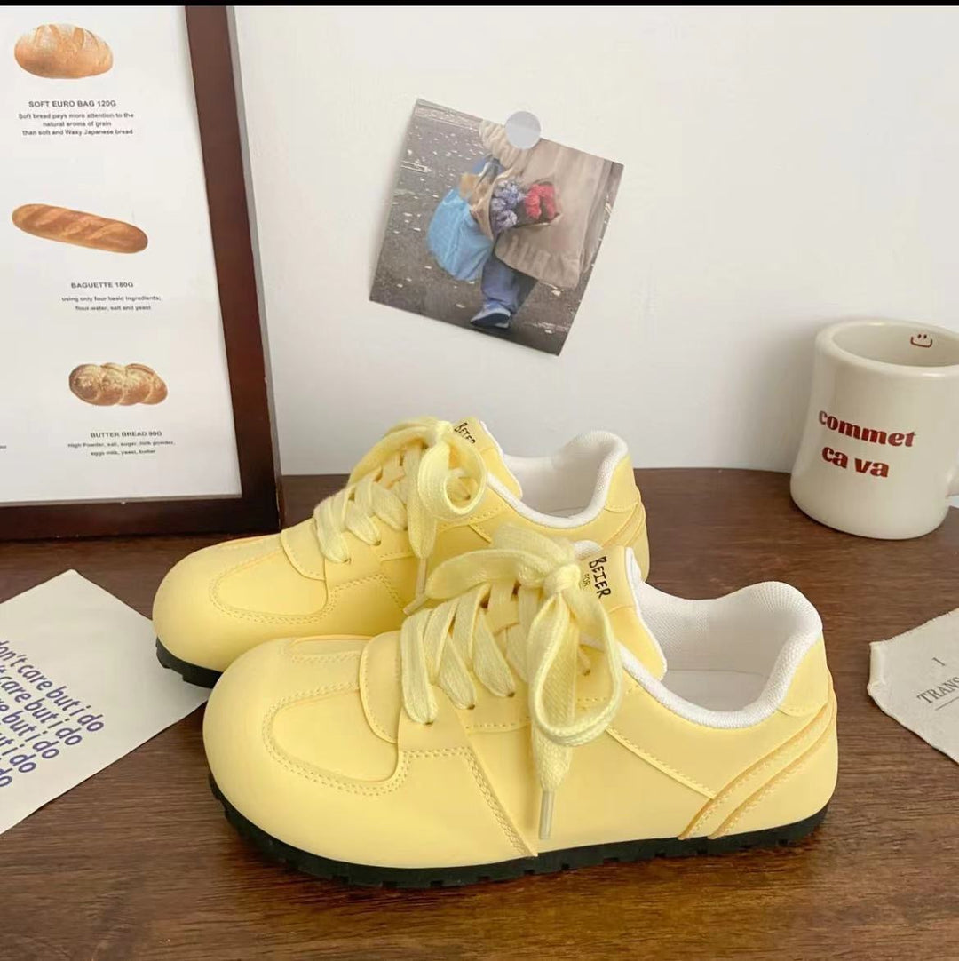 Damen Bequeme Freizeitsneaker mit atmungsaktiver Oberflächenstruktur und rutschfester Sohle EB