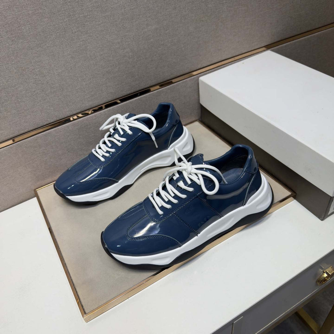 Damen Sportliche Sneakers mit modischem Glanzverschluss und dämpfender Sohle EB