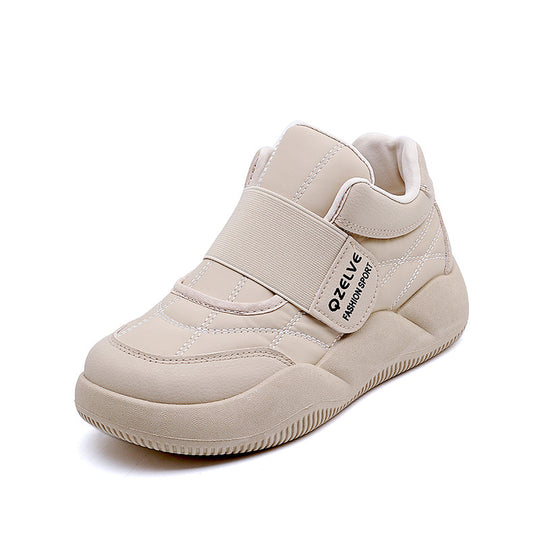 Damen Sportliche Sneaker mit elastischem Verschluss und modernem Profil EB