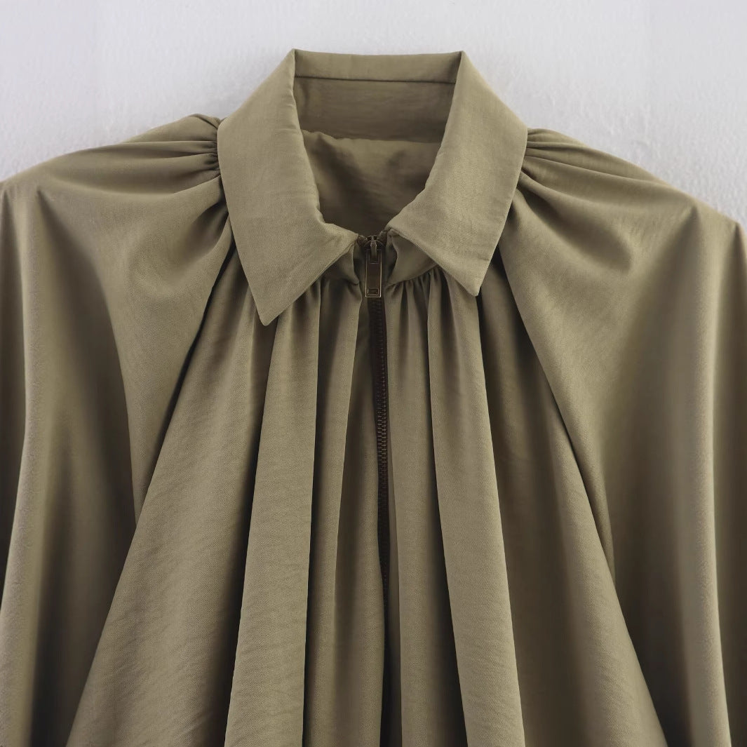 Damen Oversized Bluse mit raffinierten Drapierungen und eleganter Knopfdetail EB