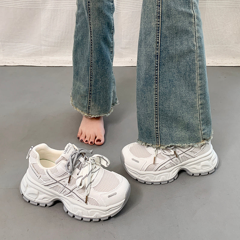 Damen Sportliche Chunky Sneakers mit atmungsaktivem Mesh-Obermaterial und rutschfestem Profil EB
