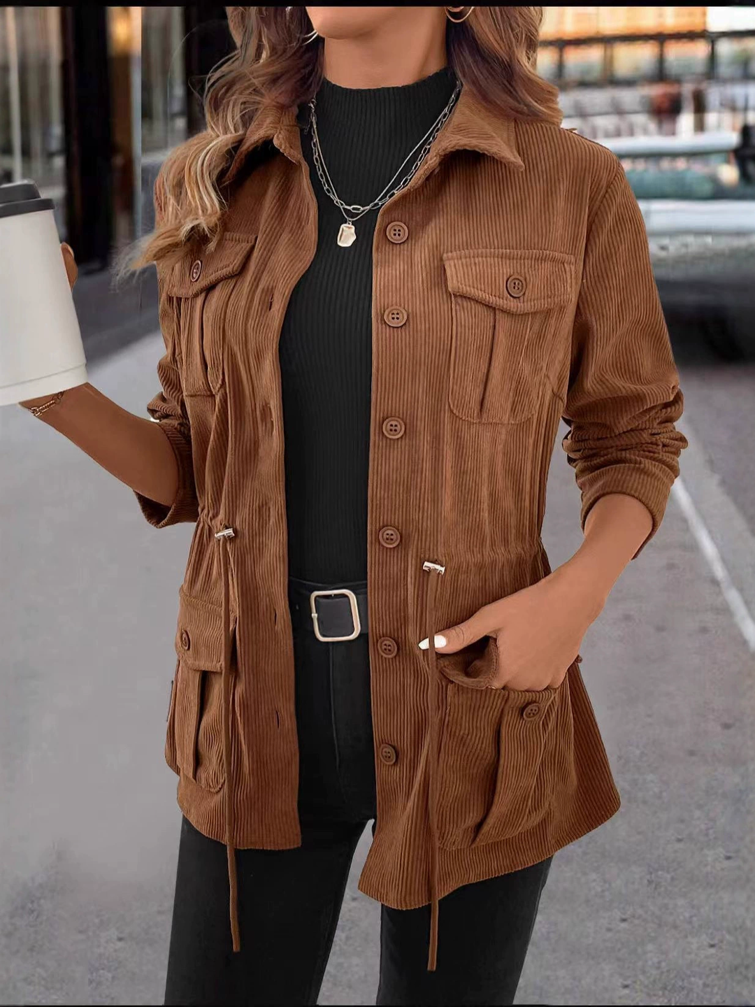EB | Modische Cordjacke mit Taschen