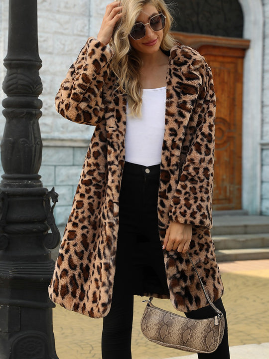Damen Eleganter Leopardenfell-Mantel EB
