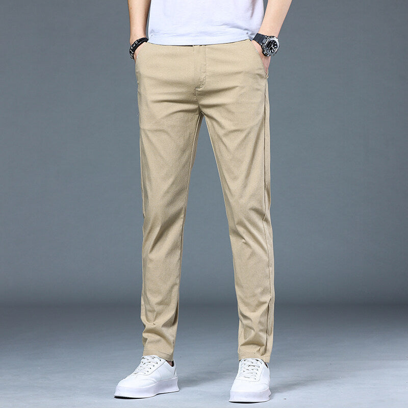Herren luftige Freizeithosen im modernen Slim-Fit Design EB