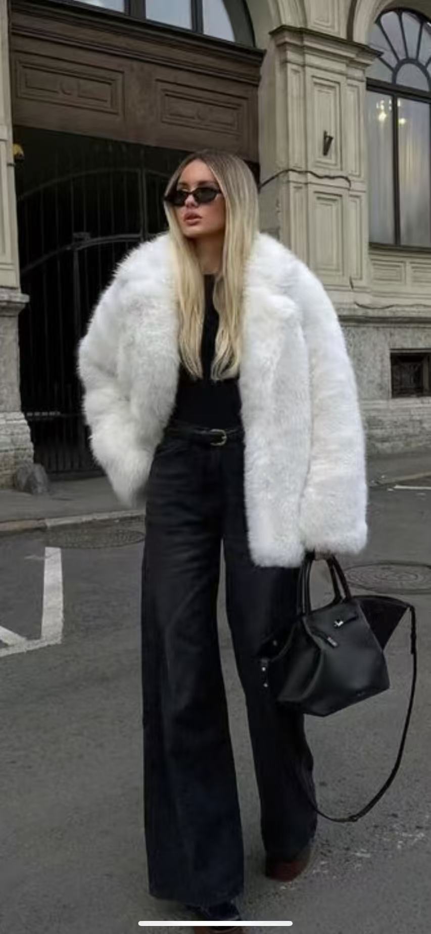 Damen Eleganter Oversized Kunstpelzmantel mit weit geschnittenen Ärmeln EB