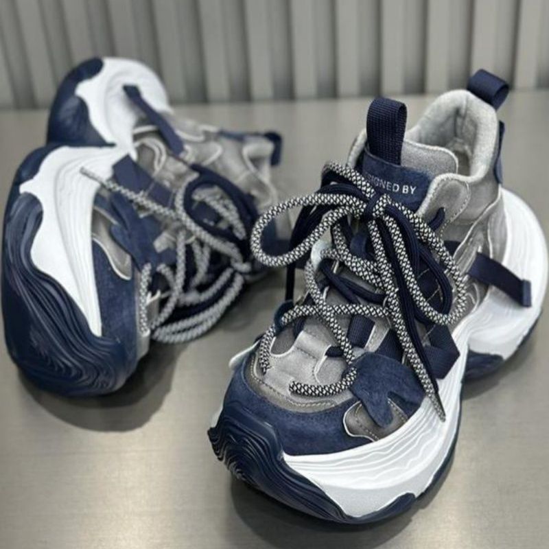 Damen Chunky Plateau-Sneaker mit mehrlagiger sculpted Sohle und Wildleder‑Mesh‑Details EB