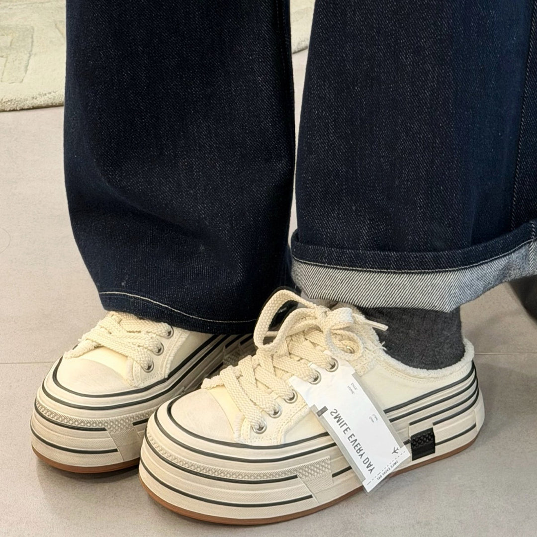 Damen Plateau Sneakers im Street-Style mit modernen Textil-Details EB
