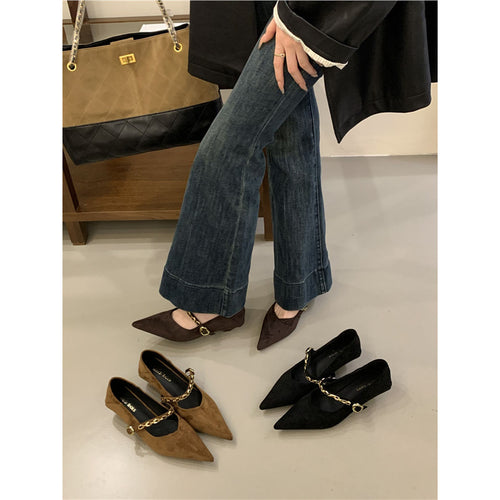 Damen spitze Pumps mit dekorativer Kettenapplikation EB