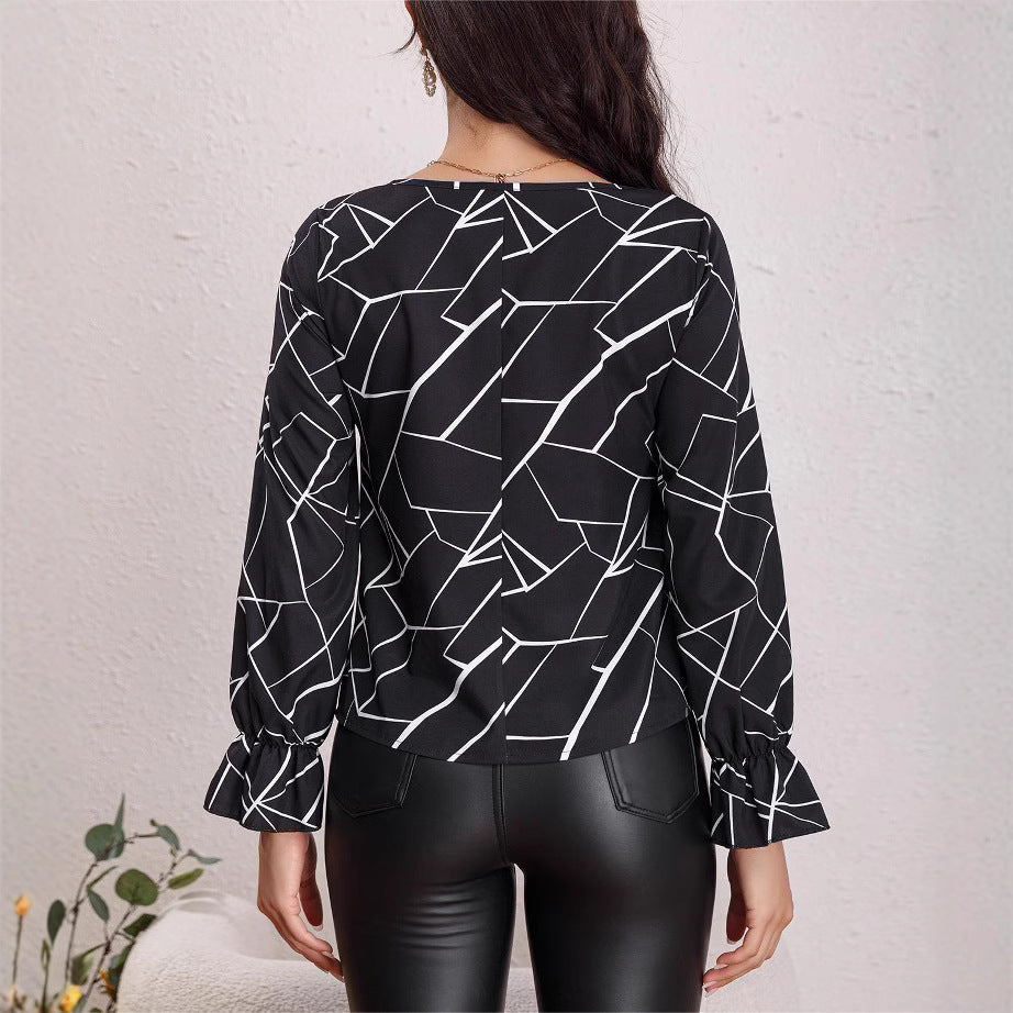 Damen Bluse mit geometrischem Muster und Rüschendetails EB