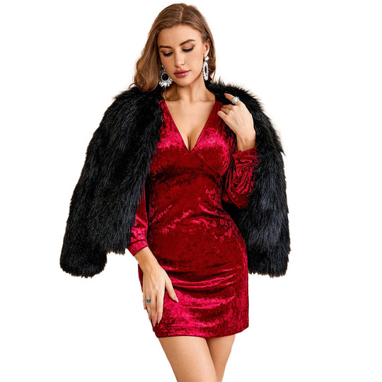 Damen Samtkleid mit V-Ausschnitt, taillierter Bodycon-Silhouette und langen Ballonärmeln Eichborn Berlin