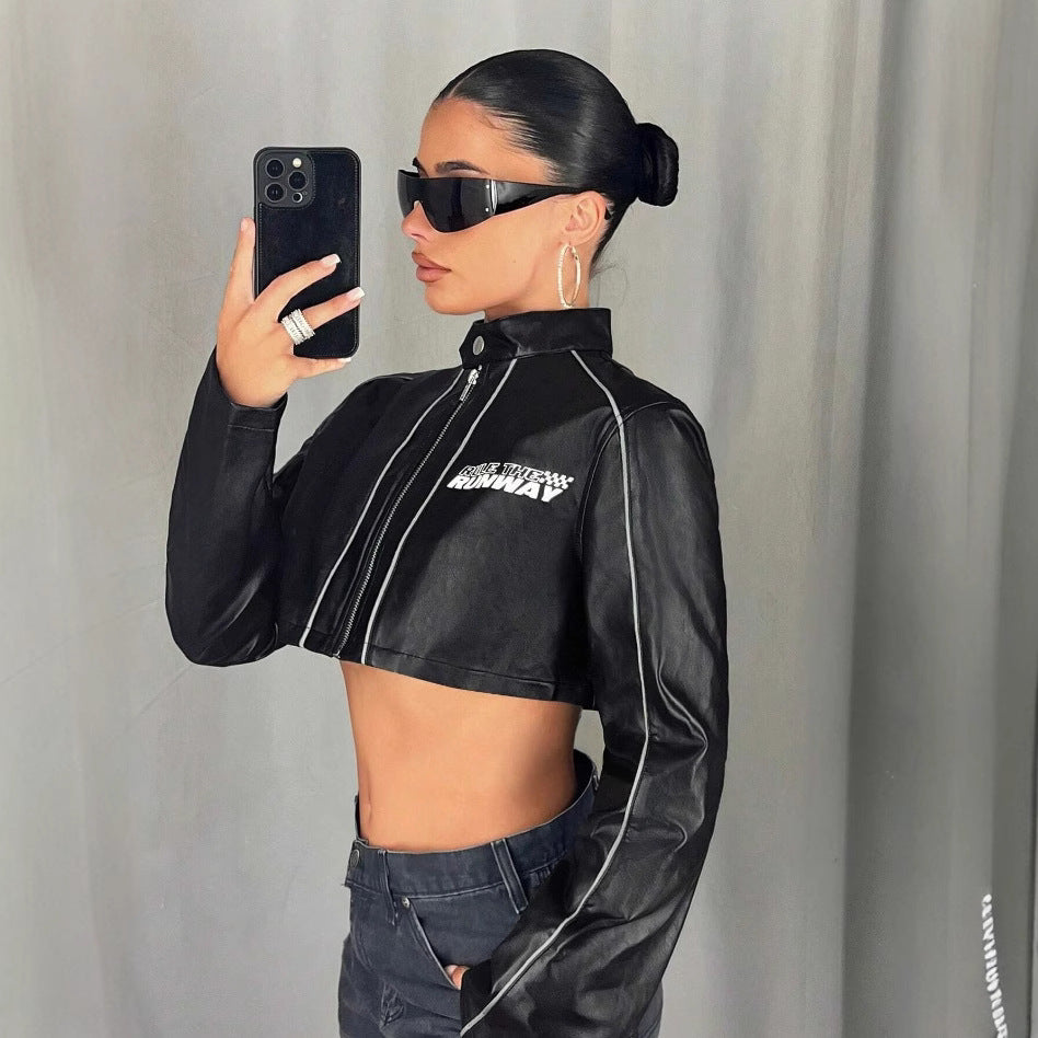 Damen cropped Kunstlederjacke mit sportlichen Zierelementen EB