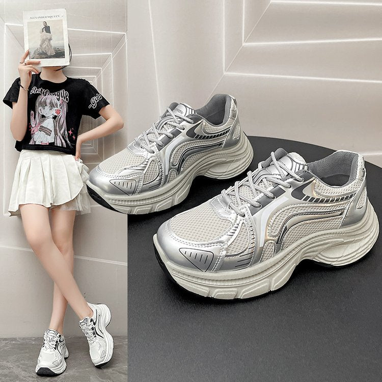 Damen modische Lauf-Sneaker mit glänzendem Obermaterial und dämpfender Sohle EB