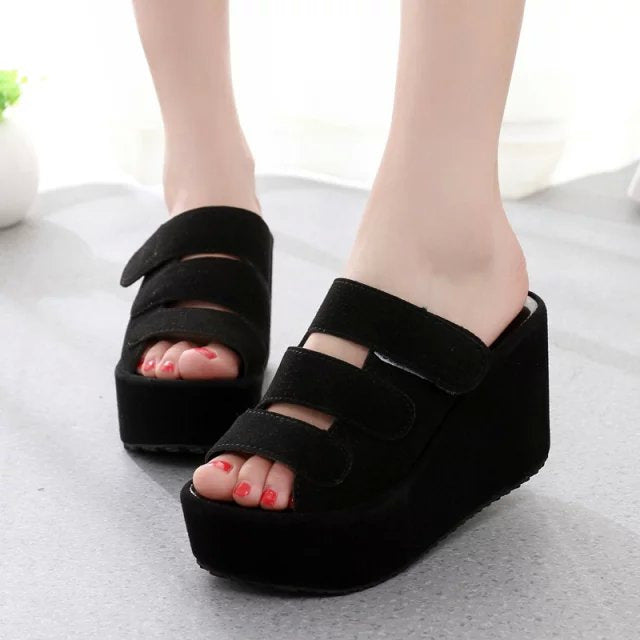 Damen Wedge-Pantoletten mit modischem Riemendesign und komfortablem Fußbett EB