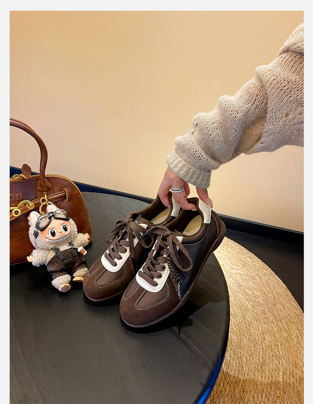 Damen Sportliche Sneakers mit atmungsaktivem Obermaterial und stylischen Schnürdetails EB
