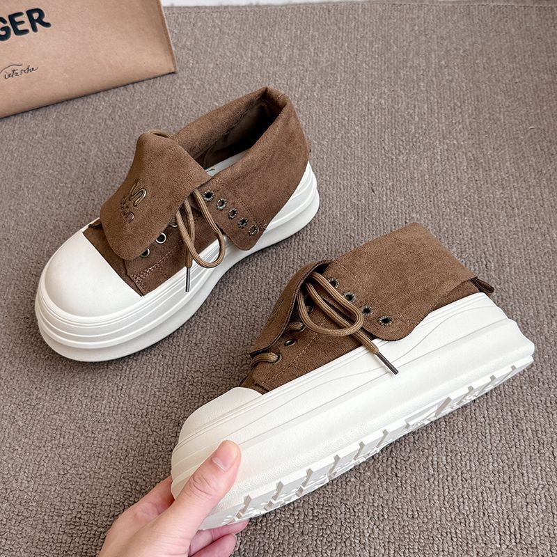 Damen Hochformat Sneakers mit modischem Veloursleder und robustem Plateau EB
