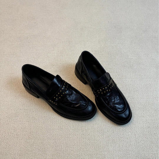 Damen Mokassins mit eleganten Nietenakzenten EB
