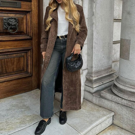 Damen Eleganter Wildleder-Trenchcoat mit tailliertem Schnitt und abnehmbaren Gürtel EB