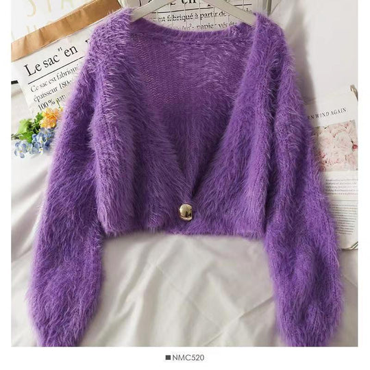 Damen Flauschige Kurzstrickjacke mit V-Ausschnitt und Knopfdetail EB