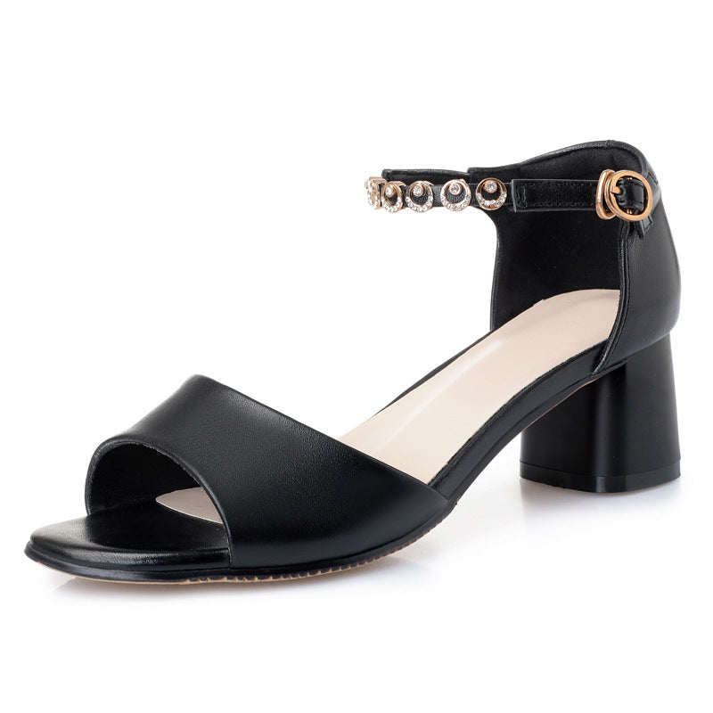 Damen Blockabsatz Sandalen mit verstellbarem Riemen und funkelndem Schmuckdetail EB
