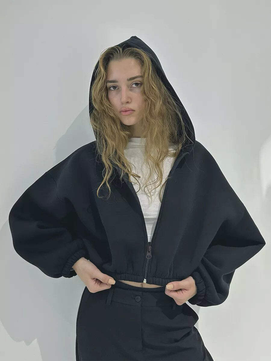 Damen nan oversized Kapuzenjacke kurz geschnitten mit elastischem Saum und Ballonärmeln EB