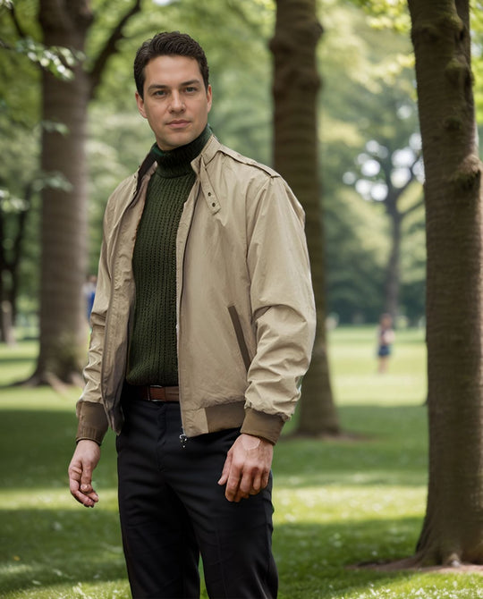 Herren leichte Übergangsjacke mit hochgeschlossenem Kragen und seitlichen Taschen EB