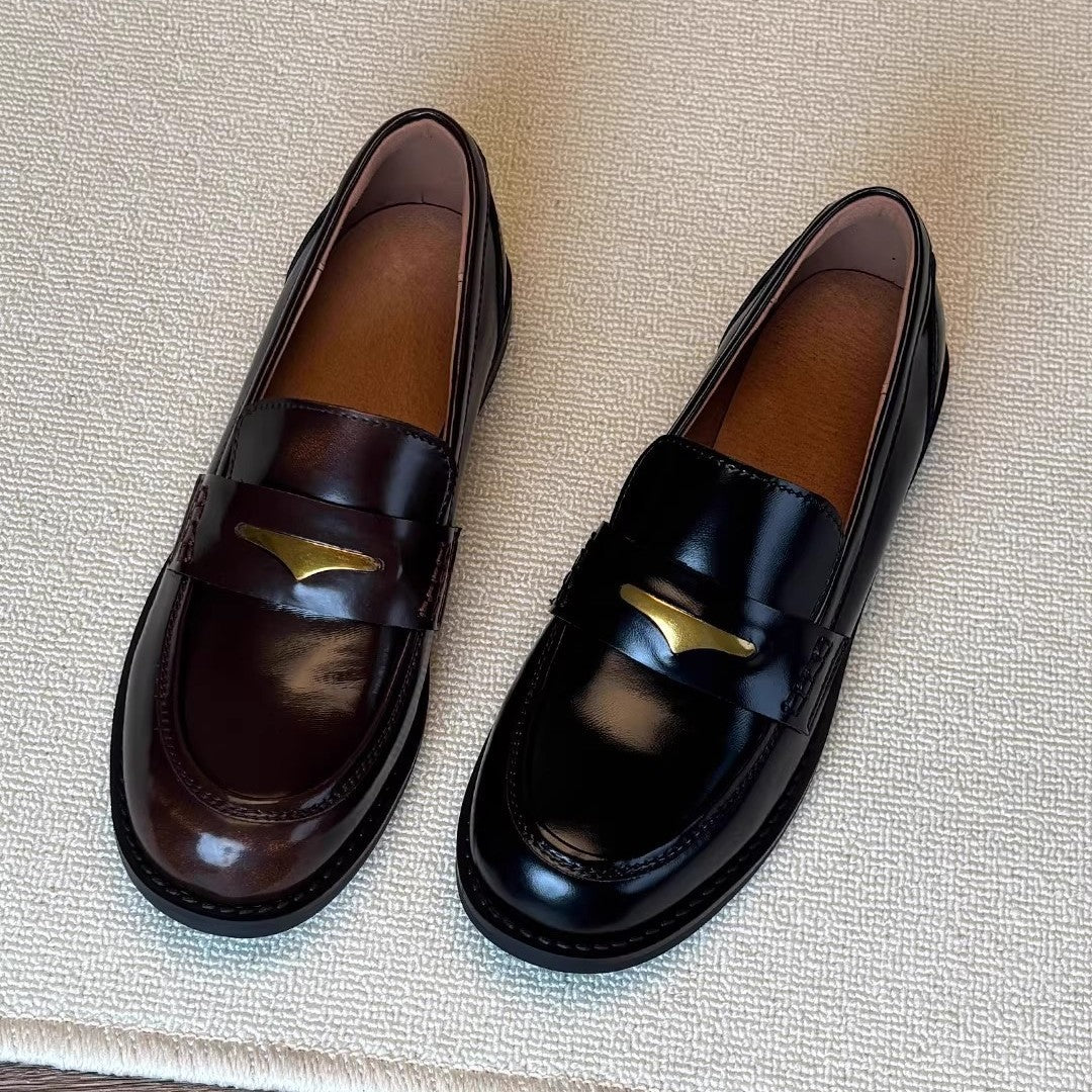 Damen hochwertige Mokassins mit elegantem Goldakzent und komfortablem Fußbett EB