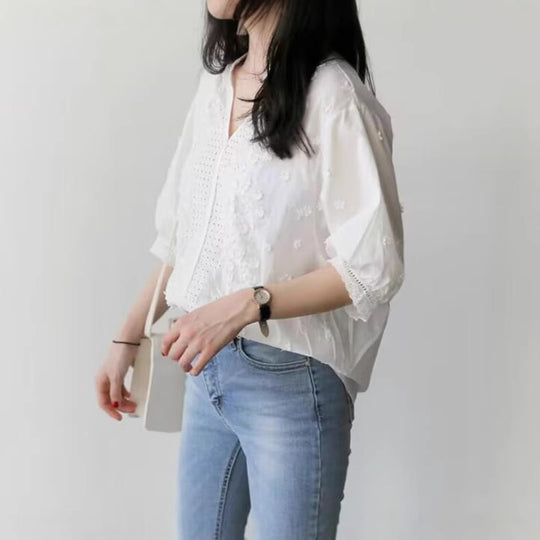 Damen Bluse mit gesticktem Detail und Knopfleiste EB